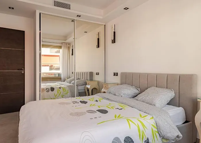 Daire Luxe Colle A L'hotel Martinez