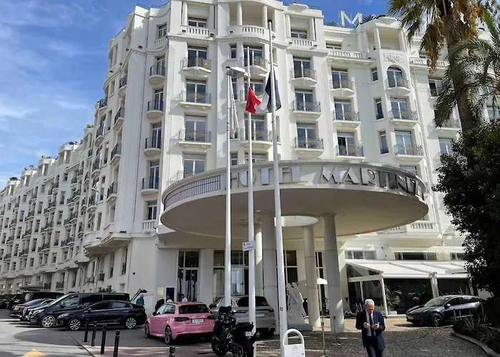 Luxe Colle A L'hotel Martinez شقة *